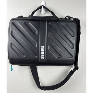 Thule Gauntlet Laptop Case 15" Hard Shell Carrying Bag MacBook Black Travel